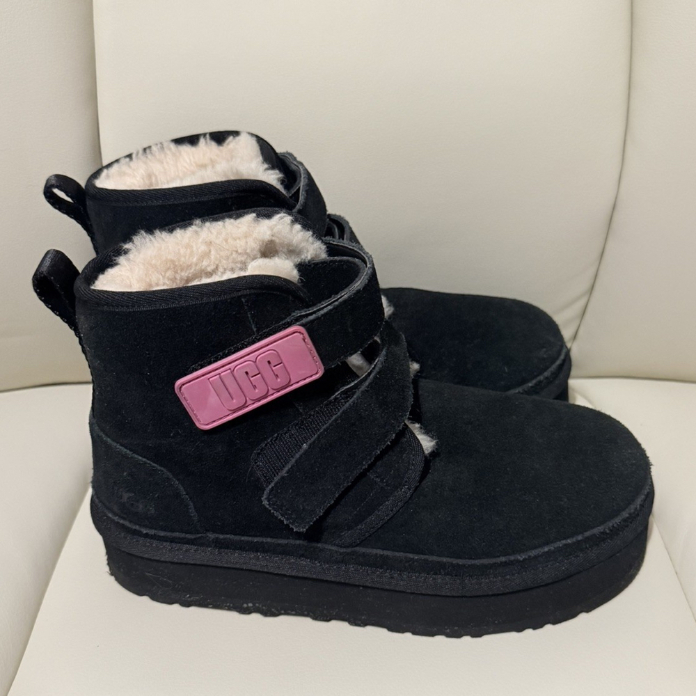 UGG K Neumel Platform Boot New Style 1130776K black pink SZ 6 women/